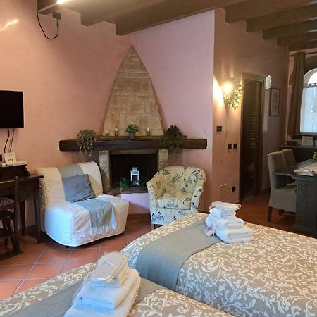 Monolocale Elvira Abbadesse Guest House Mediolan Zewnętrze zdjęcie