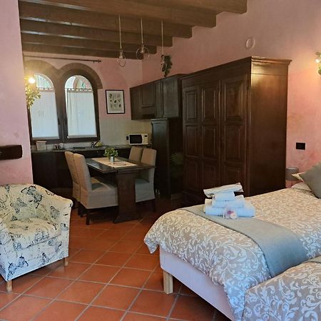 Monolocale Elvira Abbadesse Guest House Mediolan Zewnętrze zdjęcie